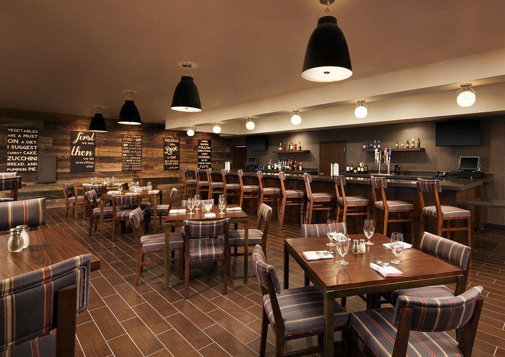 Four Points By Sheraton Phoenix South Mountain Extérieur photo