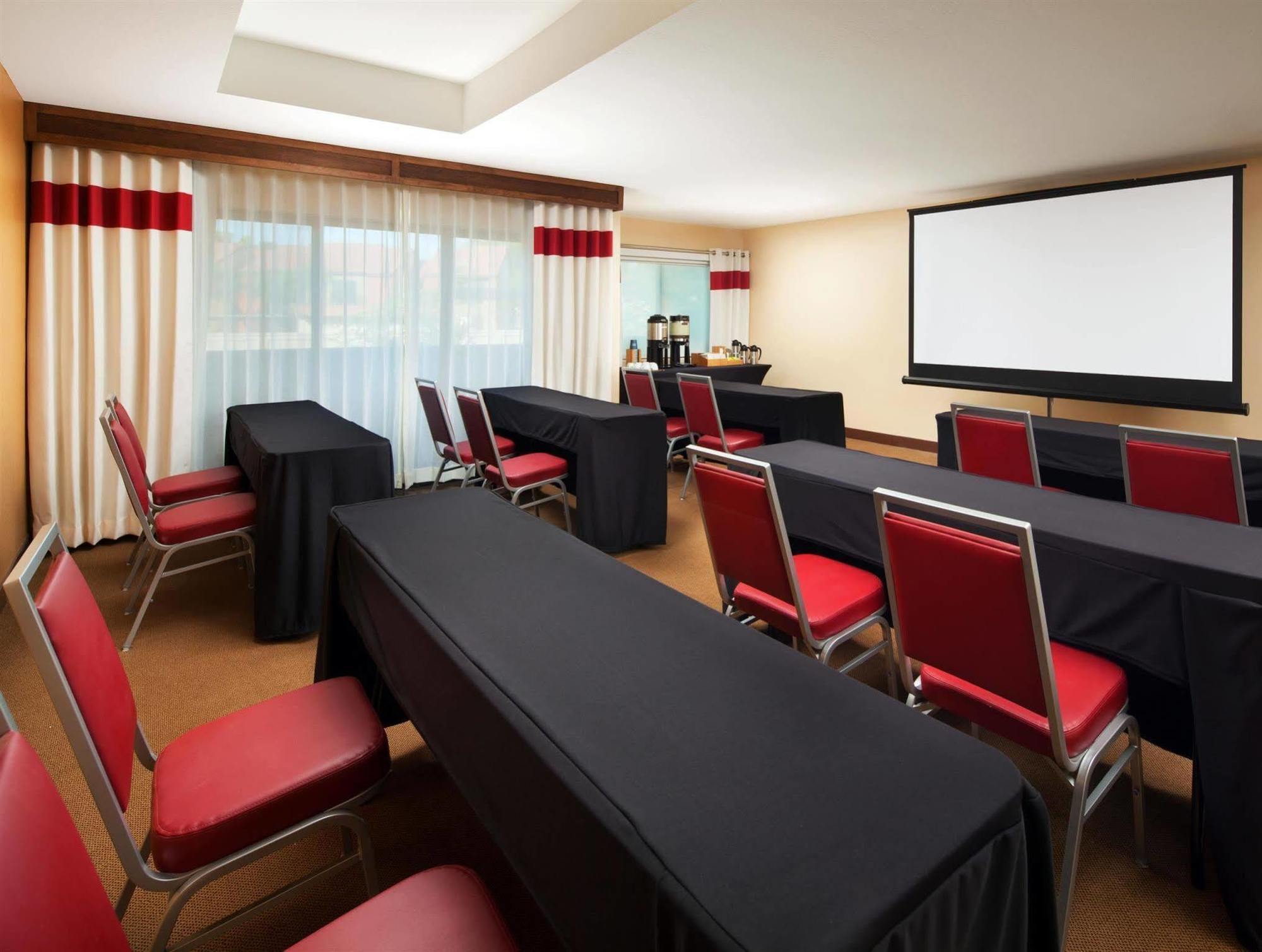 Four Points By Sheraton Phoenix South Mountain Extérieur photo