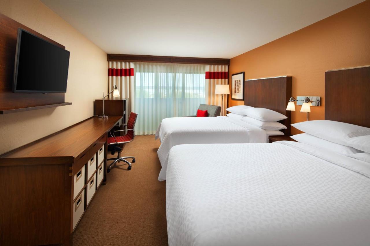 Four Points By Sheraton Phoenix South Mountain Extérieur photo