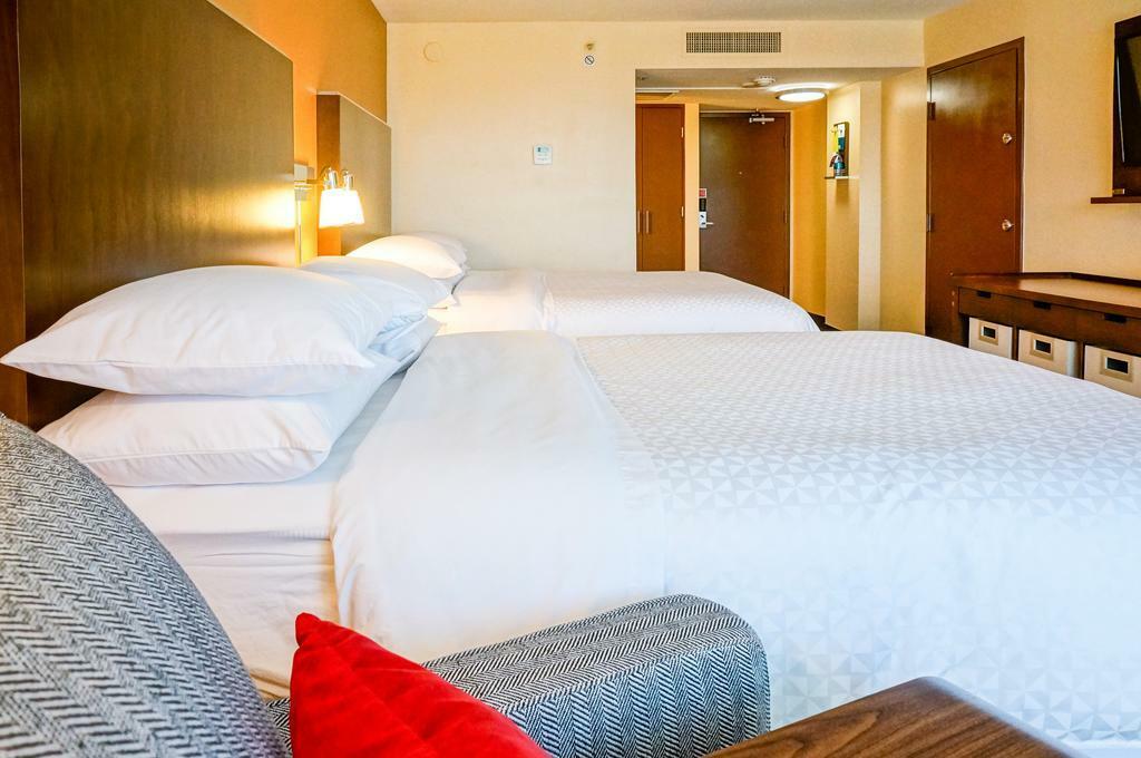 Four Points By Sheraton Phoenix South Mountain Extérieur photo